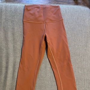 Lululemon Wunder Train Leggings 23”